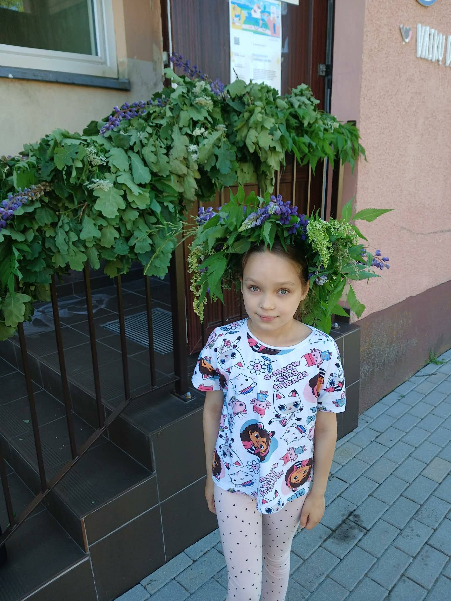 You are currently viewing Ką simbolizuoja Joninių vainikas?